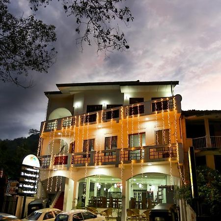 Citrus Cafe & Restaurant Otel Kandy Dış mekan fotoğraf