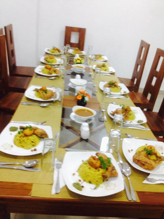 Citrus Cafe & Restaurant Otel Kandy Dış mekan fotoğraf